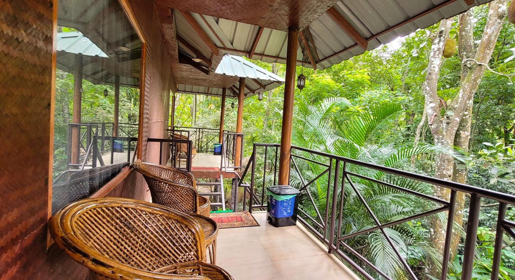 Monsoon Retreats Ecostay Thekkady Buitenkant foto